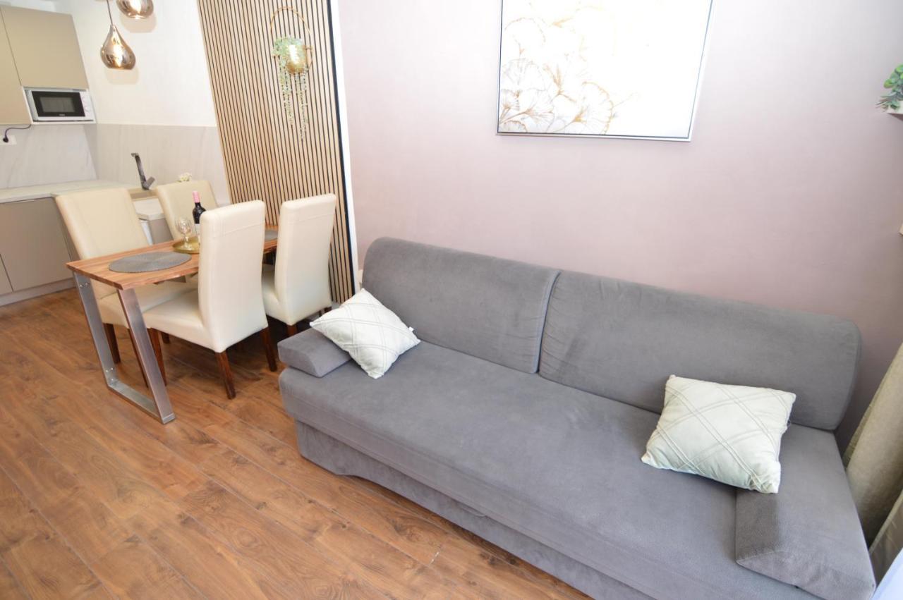 Apartments Amari Starigrad Paklenica Bagian luar foto