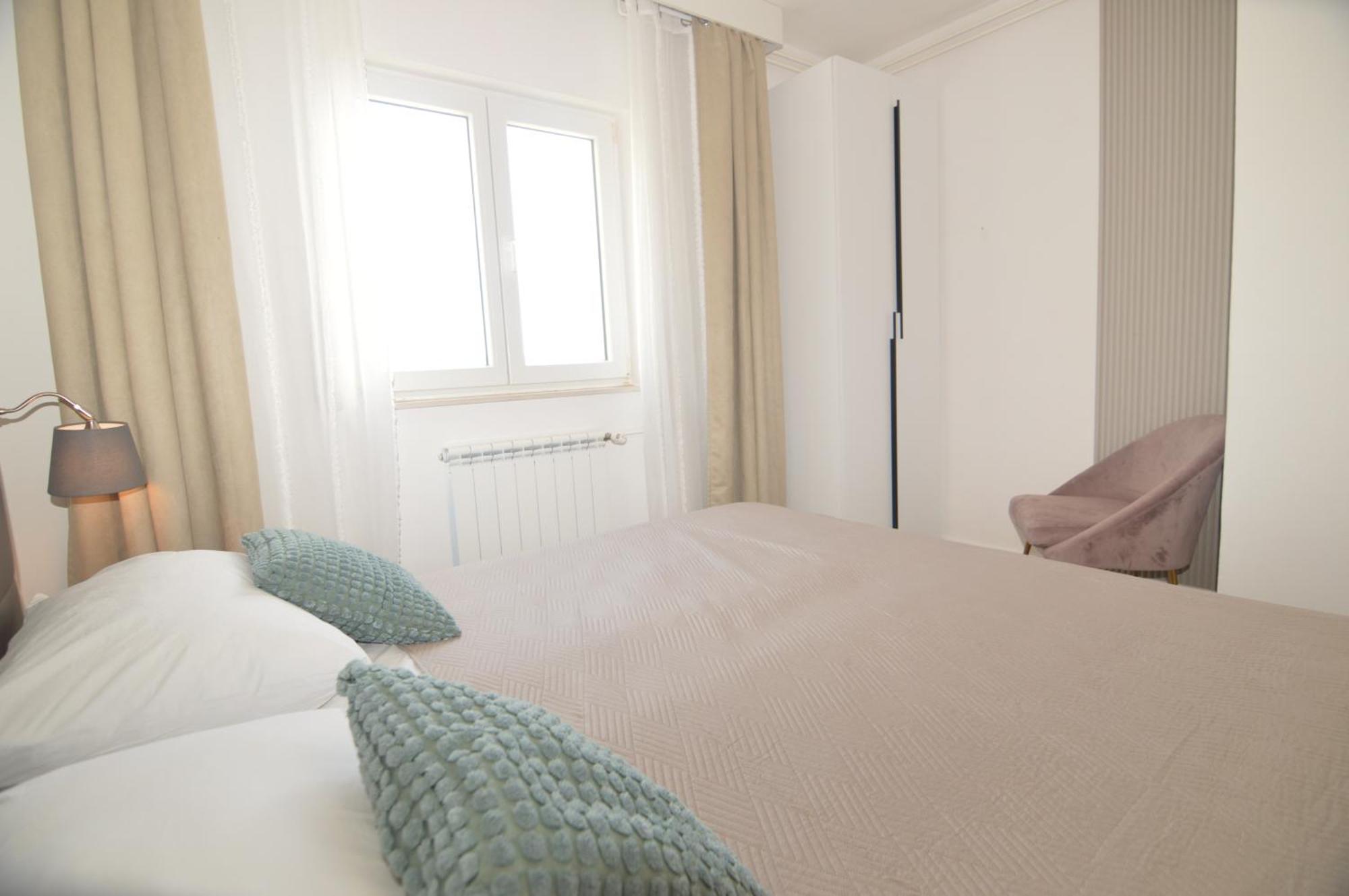 Apartments Amari Starigrad Paklenica Bagian luar foto
