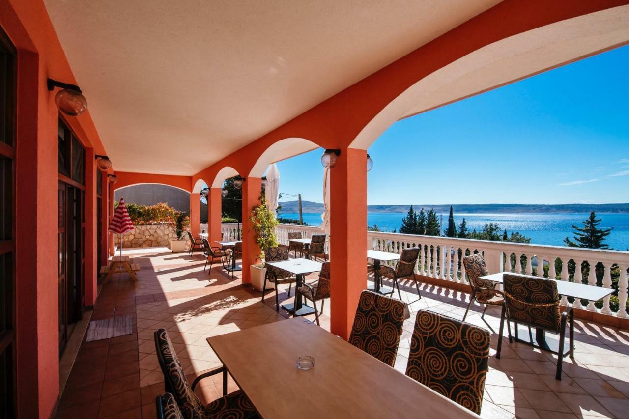 Apartments Amari Starigrad Paklenica Bagian luar foto